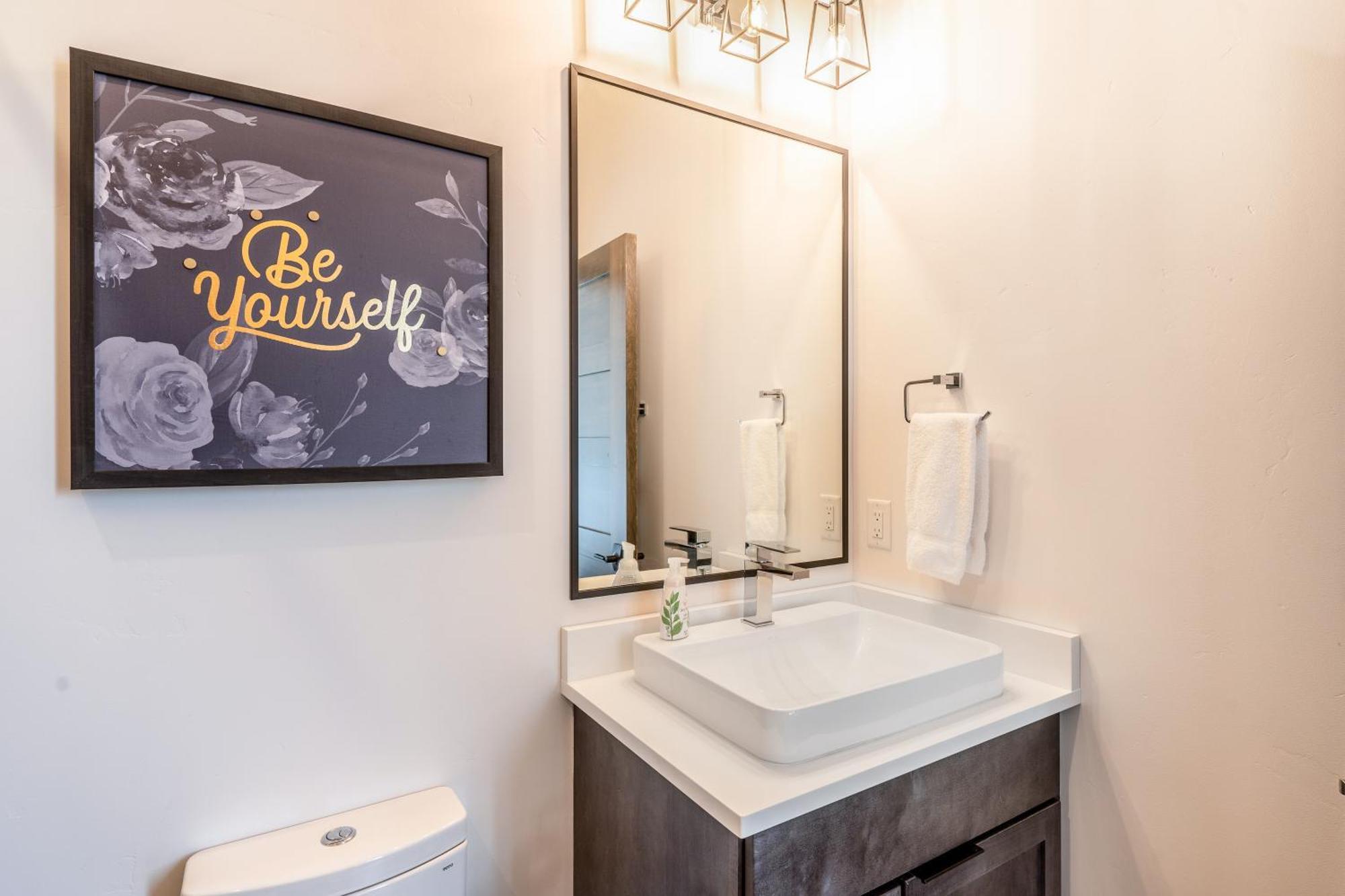 Lupfer Luxury Apartment Whitefish Bagian luar foto